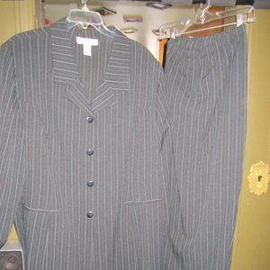 34 W Allison Woods Pin Stripe Pant Suit